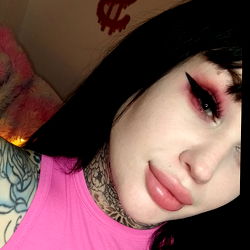 Katya Amore's Alluring Glamour Shot