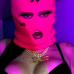 Intense Adriana Méndez OnlyFans Photoshoot