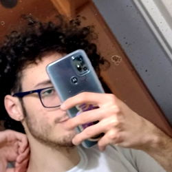 Model Bored_N Taking a Selfie