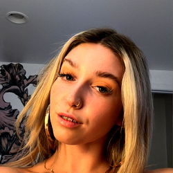 OnlyFans Model Inaleigh