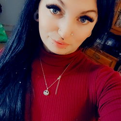 Sam.ink01, a model with long hair