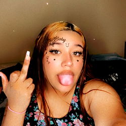 Senia ๐คชโค๏ธโ๐ฅ photo