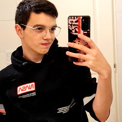 Model Photoshoot: Nico Twink's Fashionable Street Style