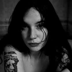 OnlyFans Model Alli - Elegant and Intriguing