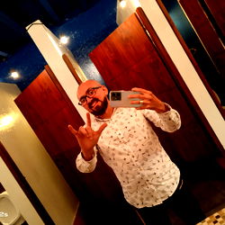 Alexandro rich photo