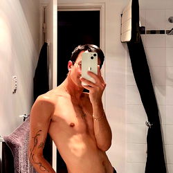 Aussie Model Justin's Instagram Shoot