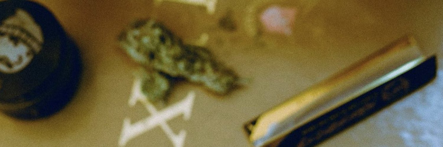 𝕵𝖆𝖛𝖎𝖊𝖗 𝕹𝖊𝖋𝖙𝖆𝖑𝖎́ photo