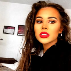 Sophie Mcclure photo