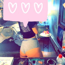 Onlyfans Model SammiexxSinner333 in Lingerie