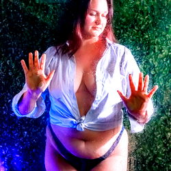 Janell Elizabeth - Stylish Plus Size Model in a Rooftop Setting