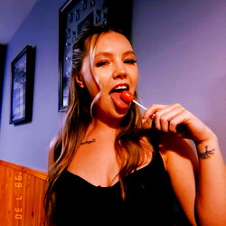 Emma Spice, OnlyFans Model, Celebrates a Milkshake Moment