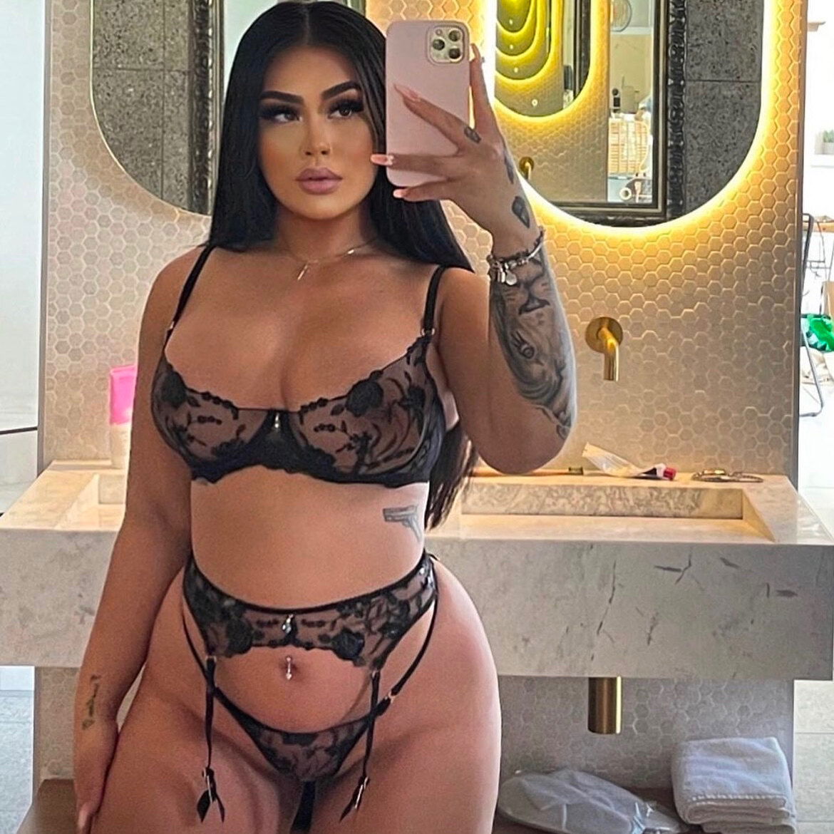 Alana-Rose Olivia photo