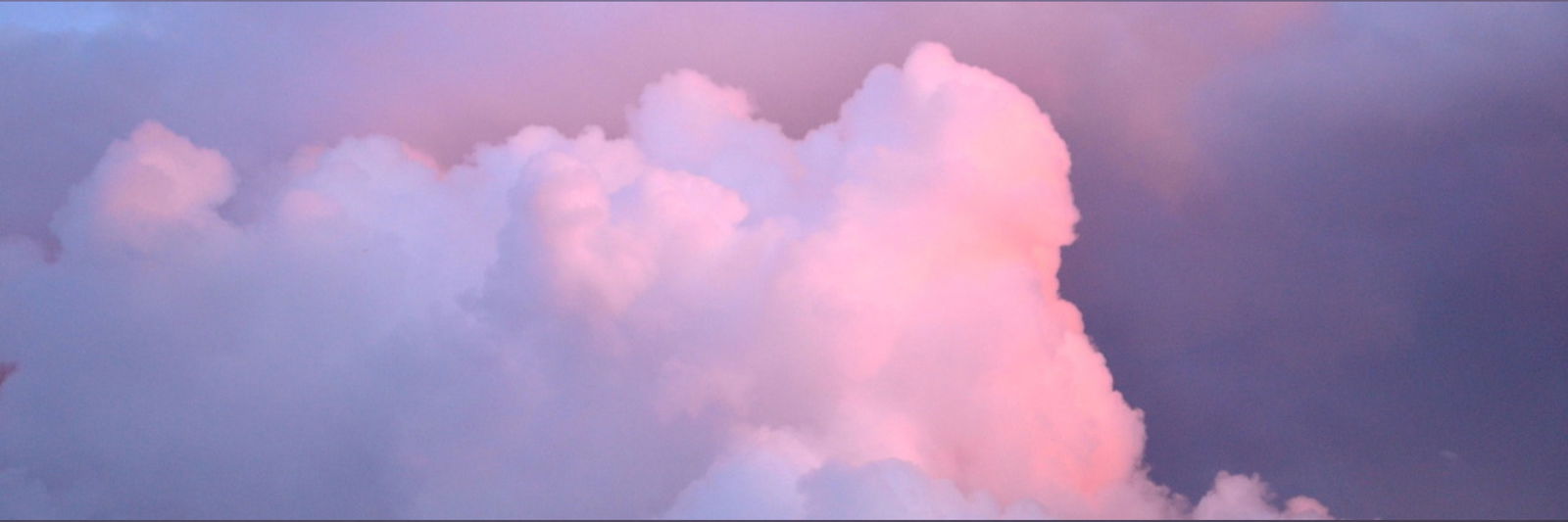 roxy alice 🍒☁️ photo