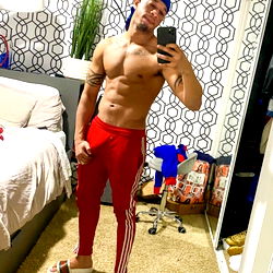 Fitness Model Lashalln Lagarde's Instagram Post