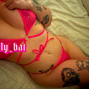 ally bat ๐ฆ photo