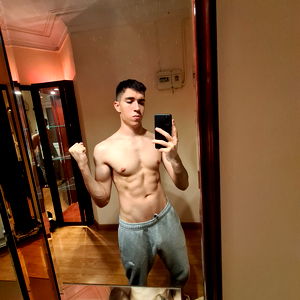 Victor de Orange ๐งก photo