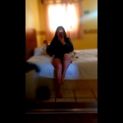 Aileen L - A Journey of Style and Grace