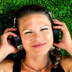 Anastasia Motorina, Female Music Enthusiast