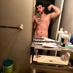 AndrewR, the Fitness Model from Chandler AZ