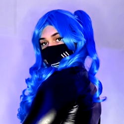 Denny in Blue Cosplay