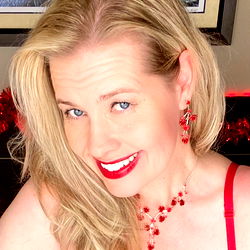 Traci Love 💋 photo