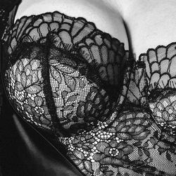 Ana's Elegant Lingerie