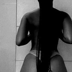 Model Photo Featuring Addcream