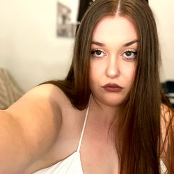 Haveageezx, a Model Photographer from Australia