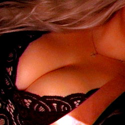 U56926371, Female Model from Ohio