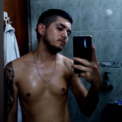 Ale, 25, Male Model