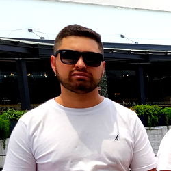 Alejandro0_Perez, Standing Confidently