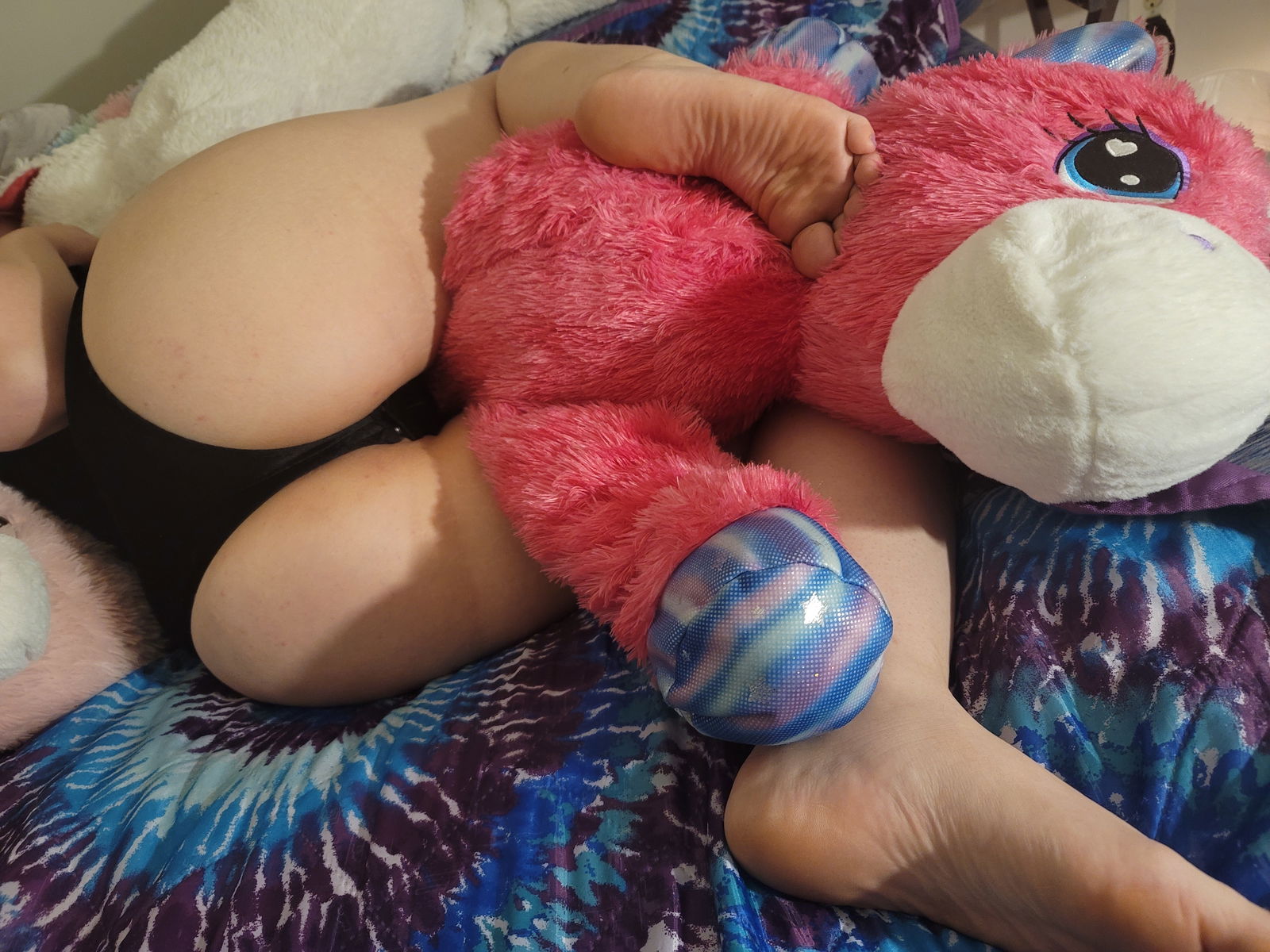 Anne Kennedy👀 photo