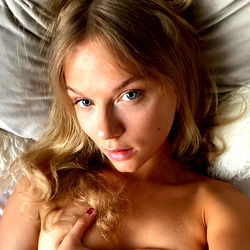 OnlyFans Model Alexa Bens ❤️