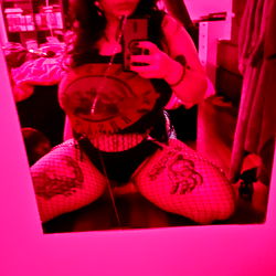 Pocket, a tantalizing OnlyFans model from Toulouse, France