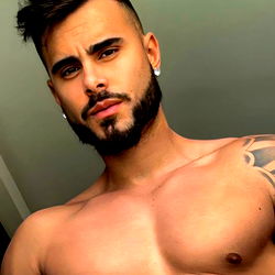 Alexis Descalzo, Model from Lima, Peru