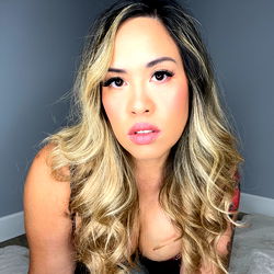 Anisa - OnlyFans Model