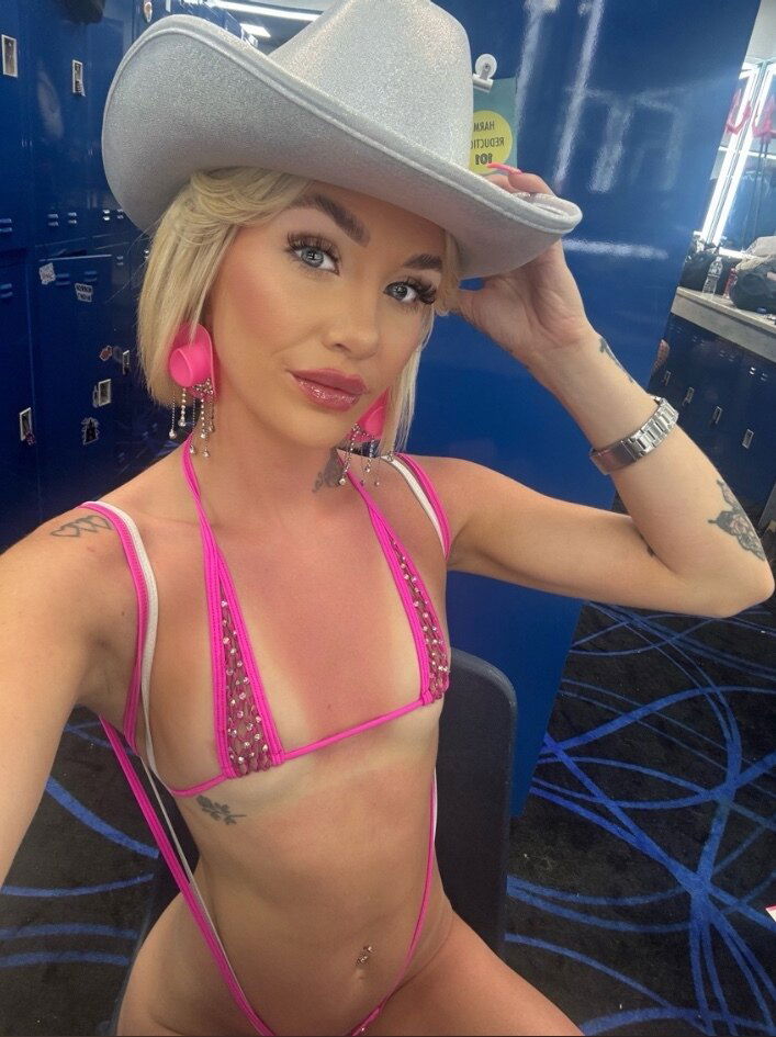 lilbabiisnobunni photo