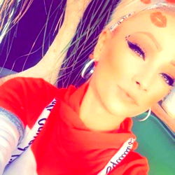 Model-Ambassador @swishersweet on Instagram