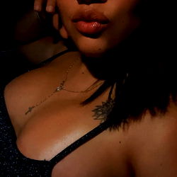 Gabriela Daliz Jimenez Model Photo