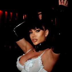 Nattasha Black photo