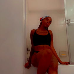 Miami OnlyFans Model in Bathroom