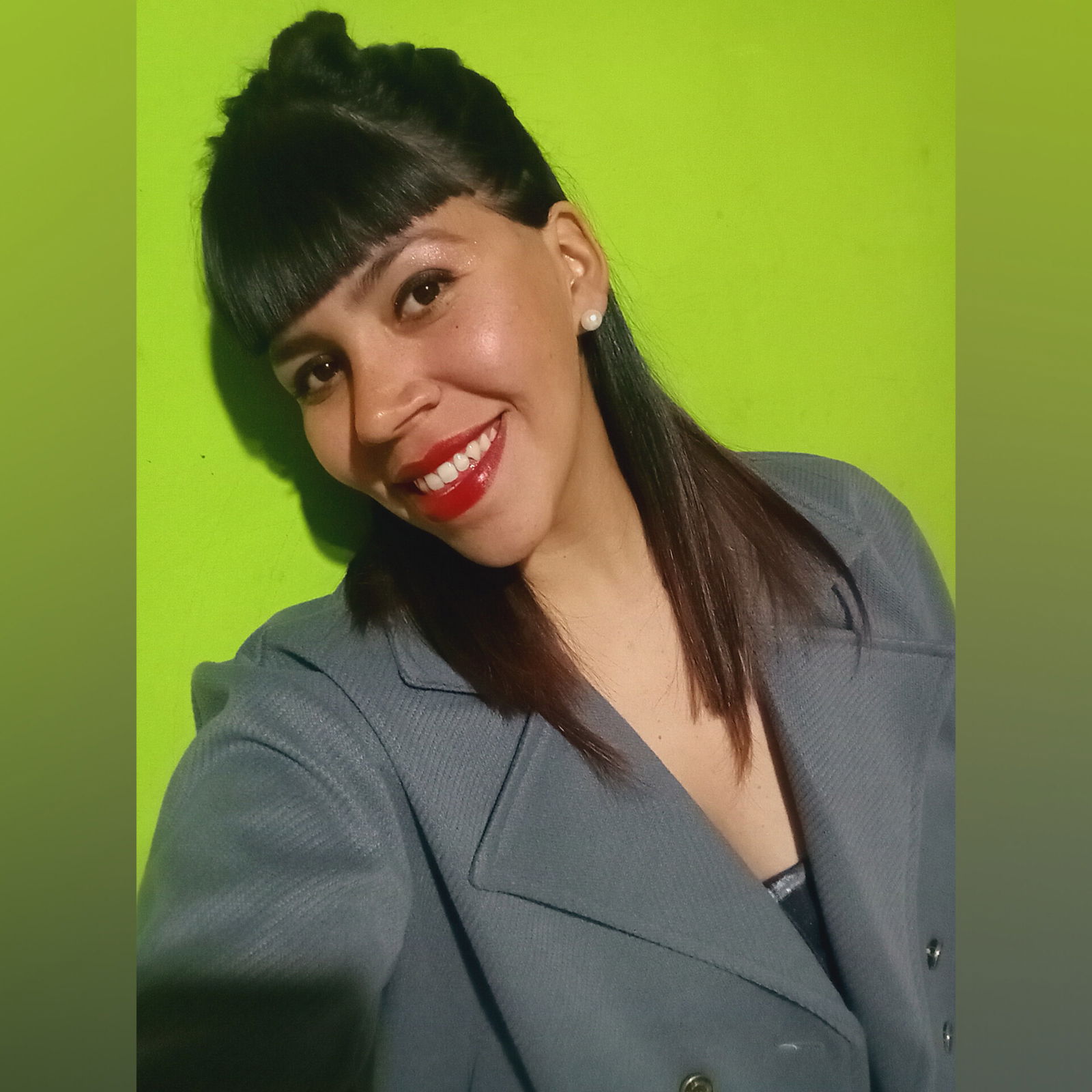 Florcita 🌼 🔥👅💖 photo