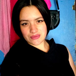 Laura valentina photo