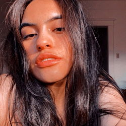 yaya ☻ they//them photo