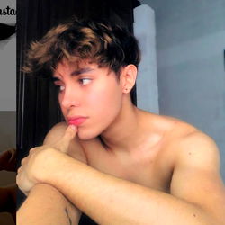 Angel Villada: Shirtless, Candid Moment Captured