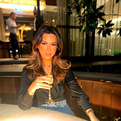 Cocktail Moment with Baby J