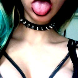 Stylish Model Anarcho's Tantalizing Display