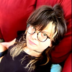 amelia paprika photo