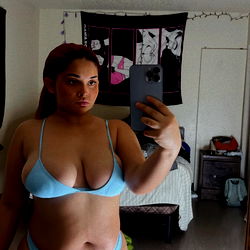 Baddest.red_bond in In Your Bed 🛌