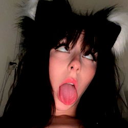 Intimate Aurora 💞